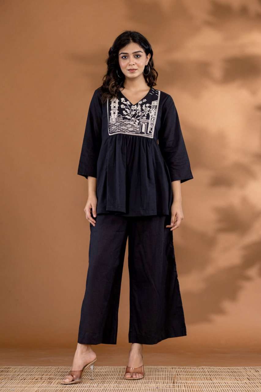Elegant Embroidered Cotton Kurta Pant Set ? Chic & Comfy (Size M) - Image 4