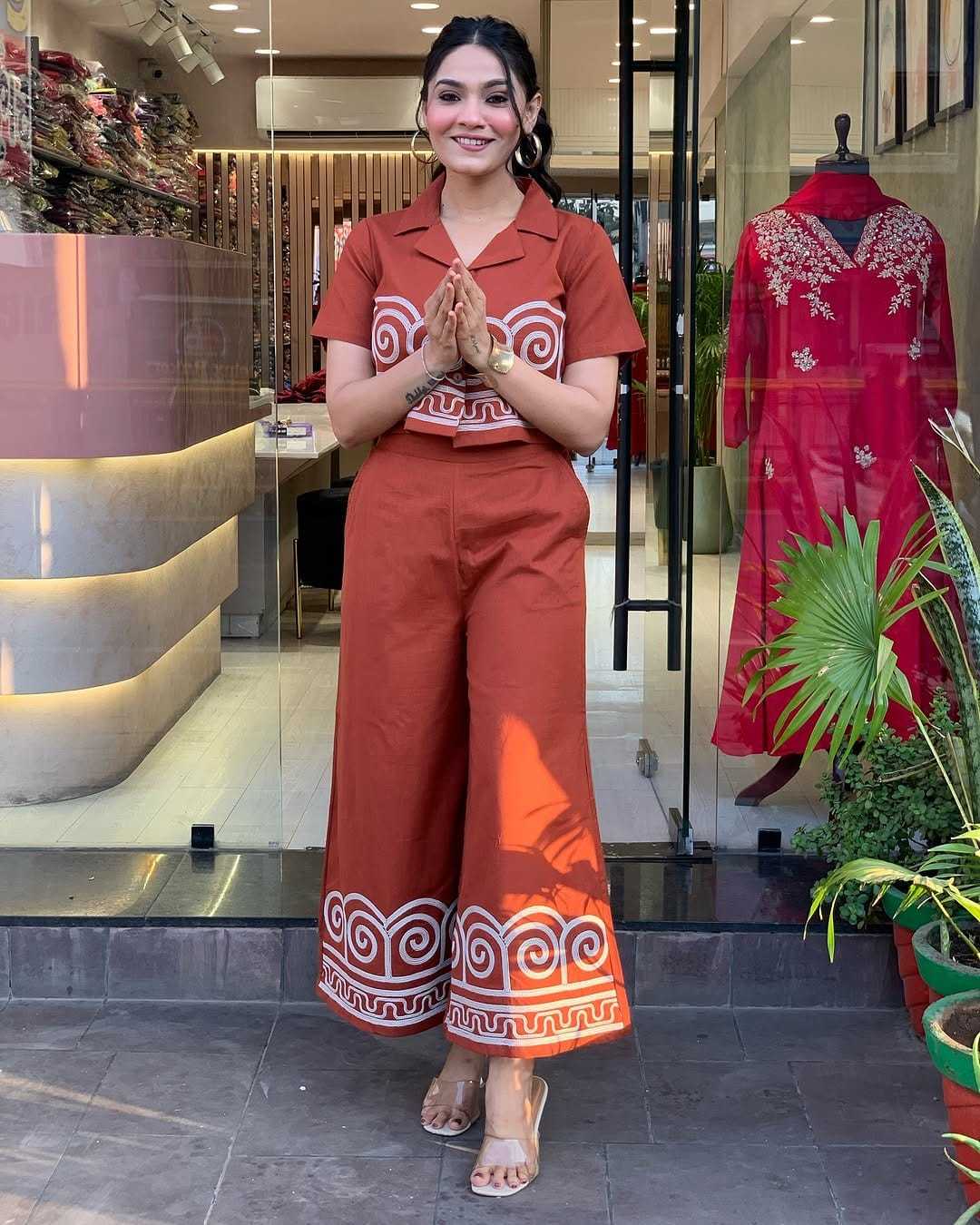 Laidback Luxe ? Embroidered Floral Dress with Printed Touch (XL) - Image 2